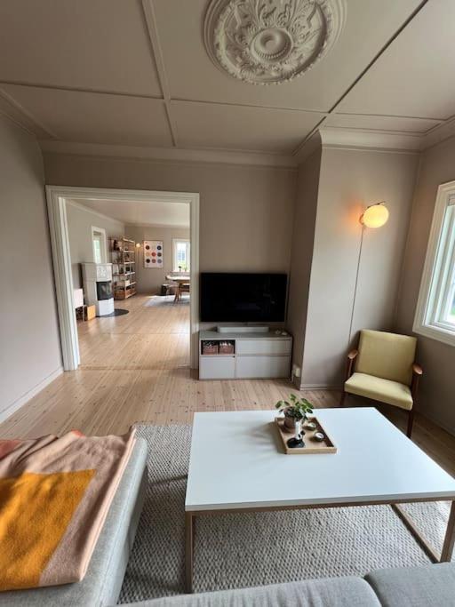 3 Bedroom Full House - Close To Ons & City Centrum スタヴァンゲル エクステリア 写真